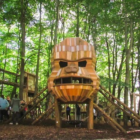 Отель Sfeervolle Chalet Op De Veluwe In Хундерло Экстерьер фото